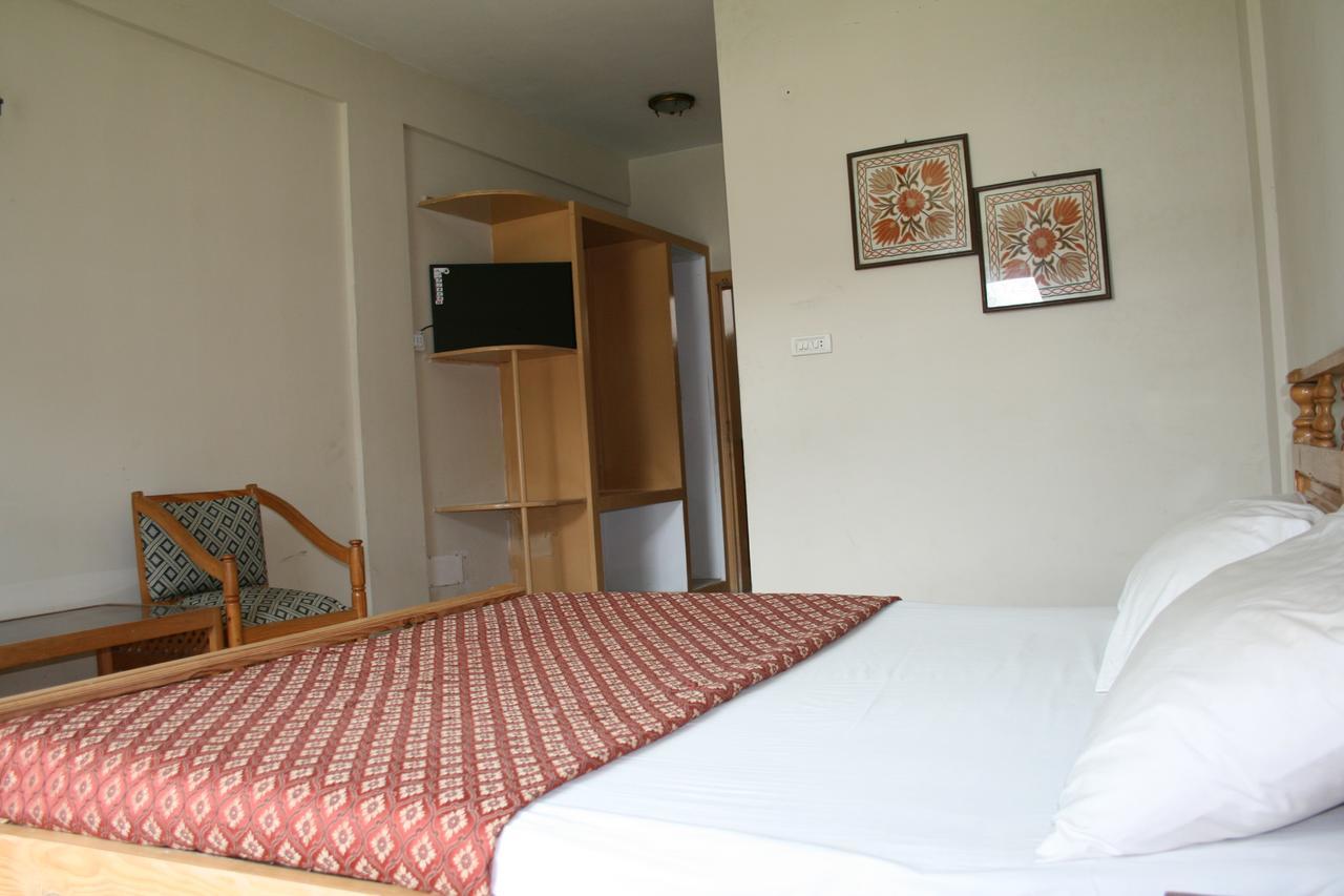 Pine Top Hotels Naran Exterior photo