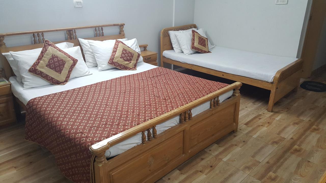 Pine Top Hotels Naran Exterior photo