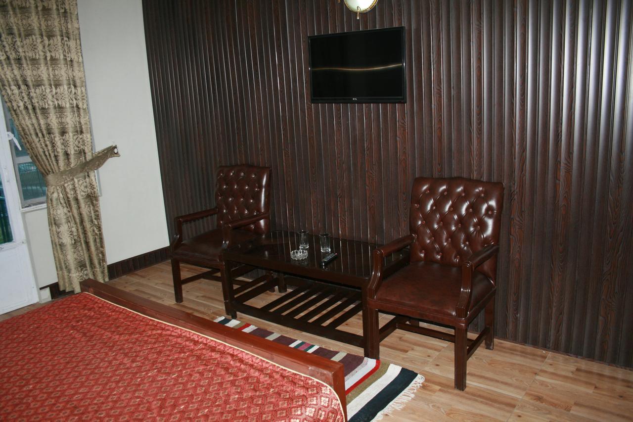 Pine Top Hotels Naran Exterior photo